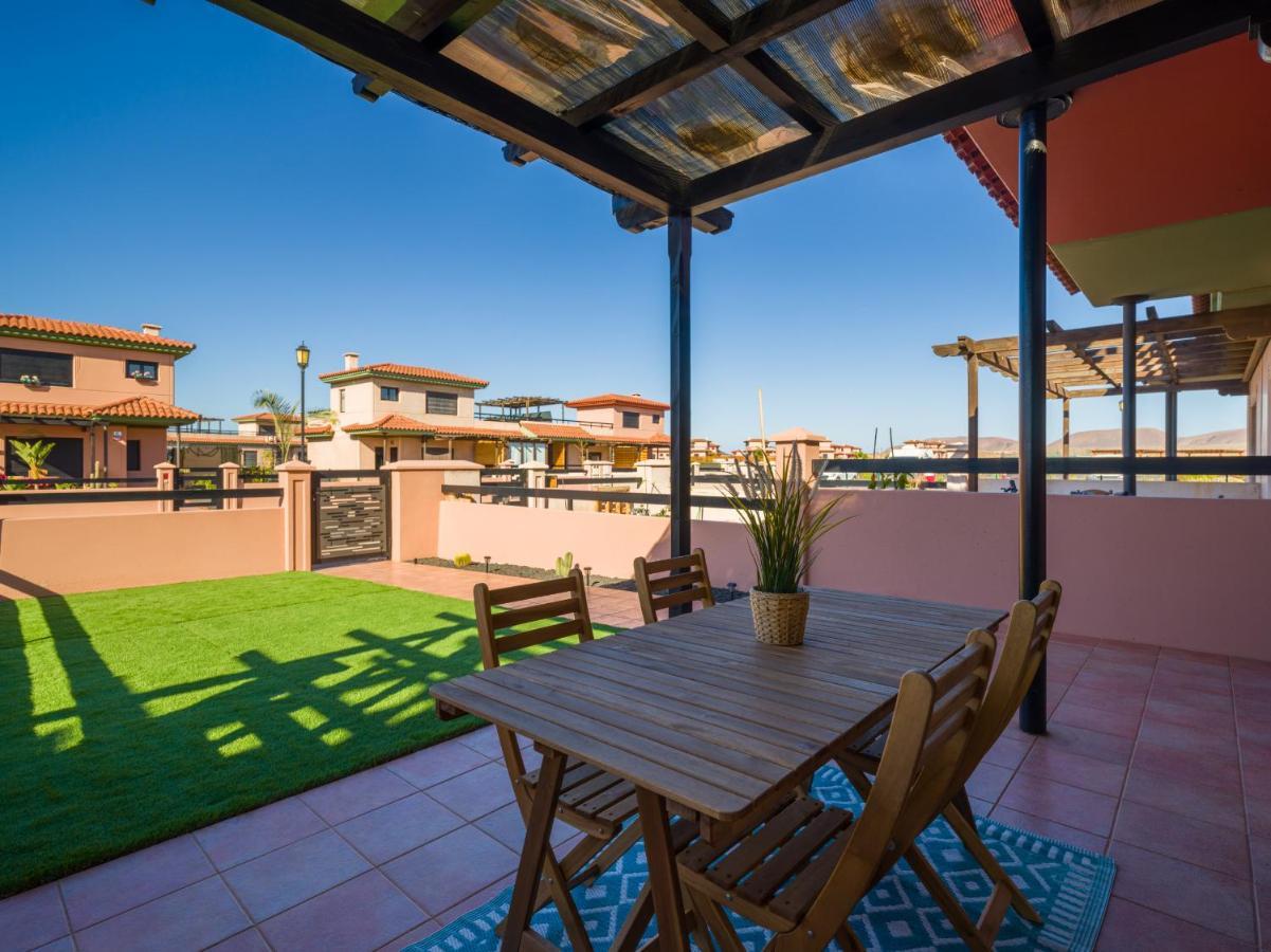 Private Terrace Majanicho Home -Garden & Pool La Oliva Esterno foto