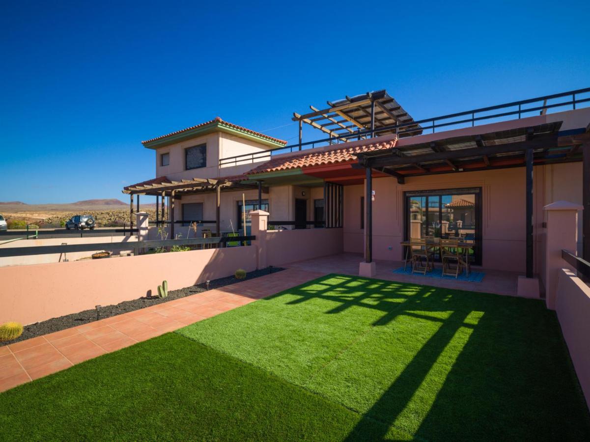 Private Terrace Majanicho Home -Garden & Pool La Oliva Esterno foto