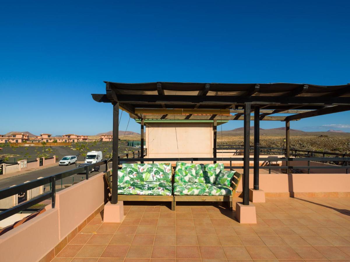Private Terrace Majanicho Home -Garden & Pool La Oliva Esterno foto